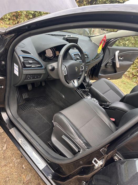 Vand megan 3 impecabil