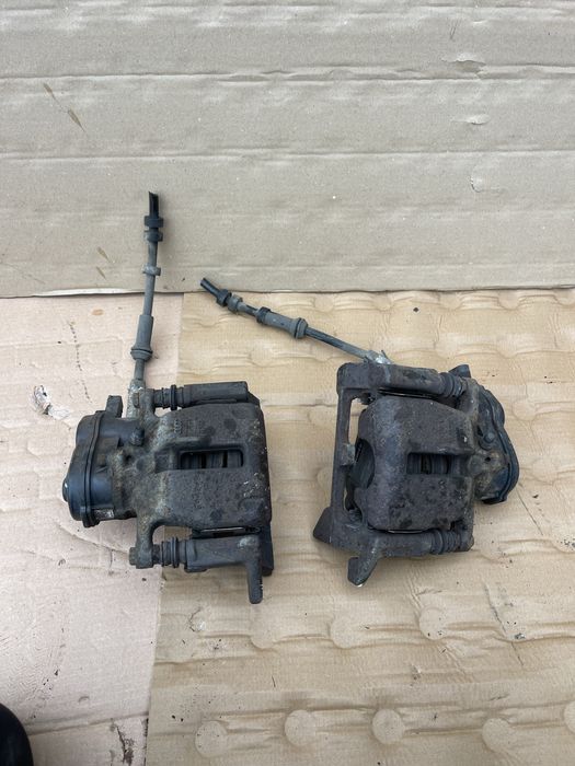 Etrier cu motoras Audi A5 8T A4 B8 Q5 2.0 3.0 stanga dreapt 32347A485A