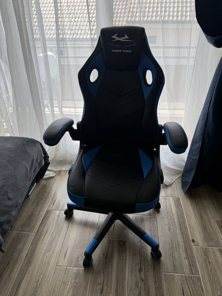 Vand scaun de gaming
