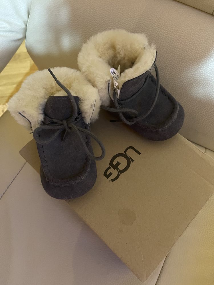 Ugg bebelusi marimea 20,5