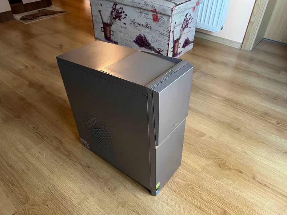 Carcasa ASUS M70AD originala - stare impecabila