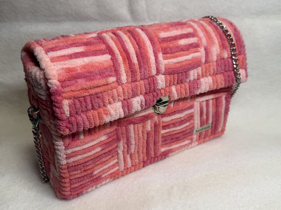 Geanta handmade plusata