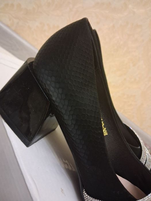 Туфли женский модный элегантный