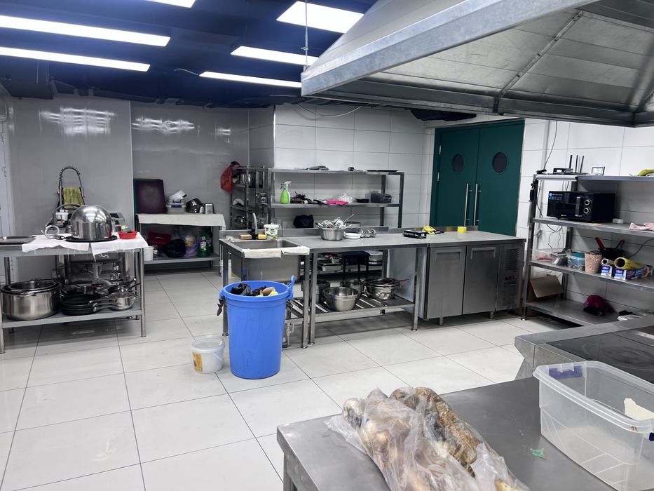 Готове завдение с оборудованием для ресторана