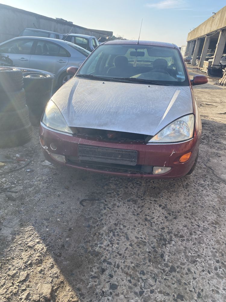 ford focus 2000 1.8 на части
