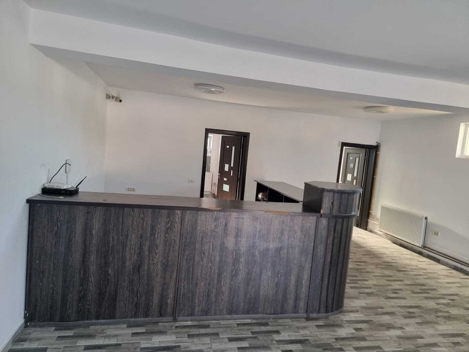 Inchiriere spatiu comercial sat Cazaci, ultracentral, Nucet, Db.