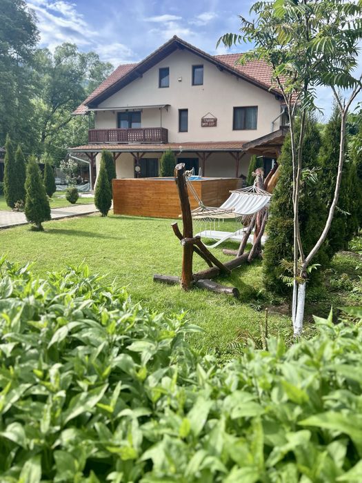 Cabana cu ciubar & piscina / 16 persoane /Rimetea