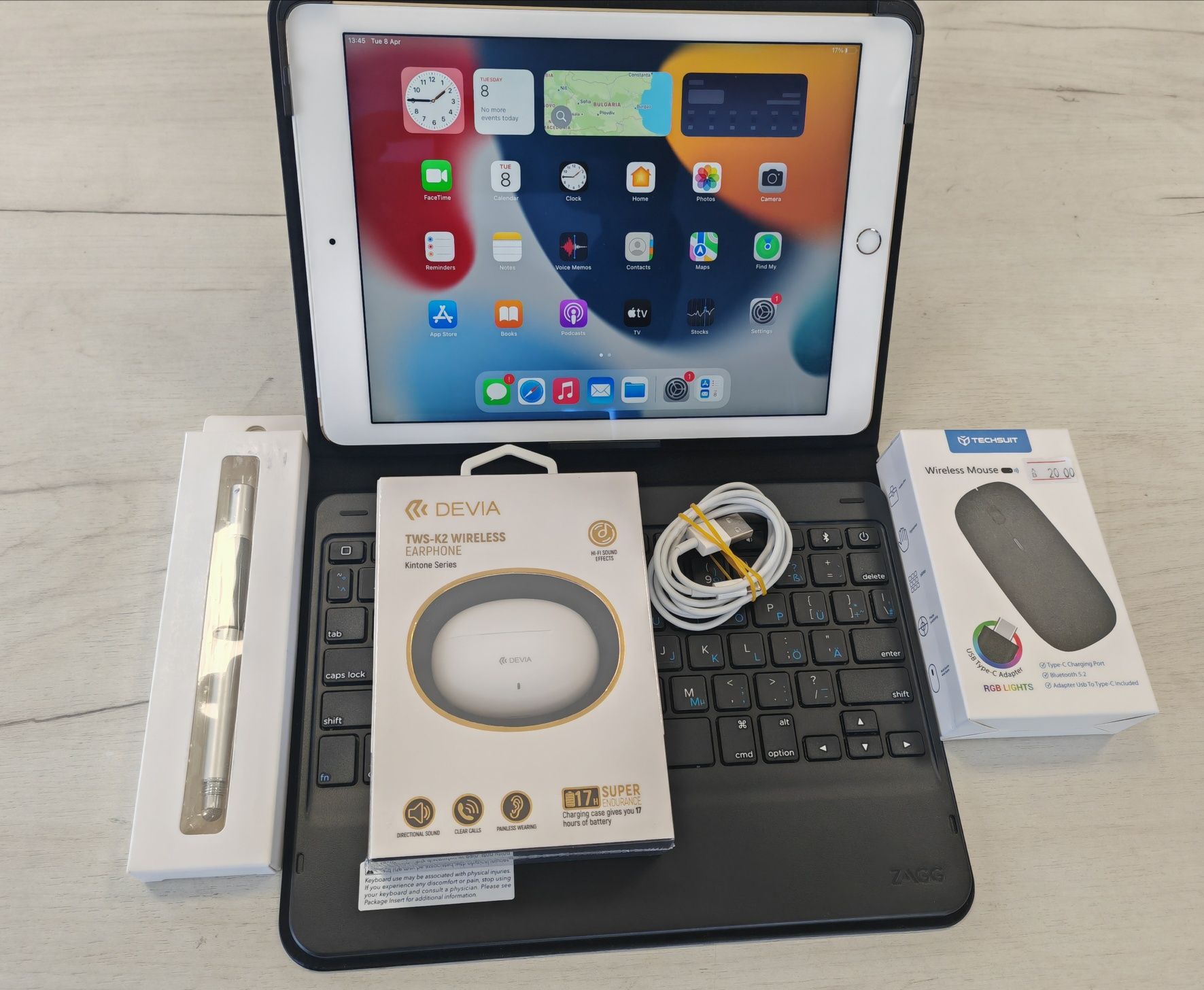 Ipad Air 2 16 GB +различни аксесоари