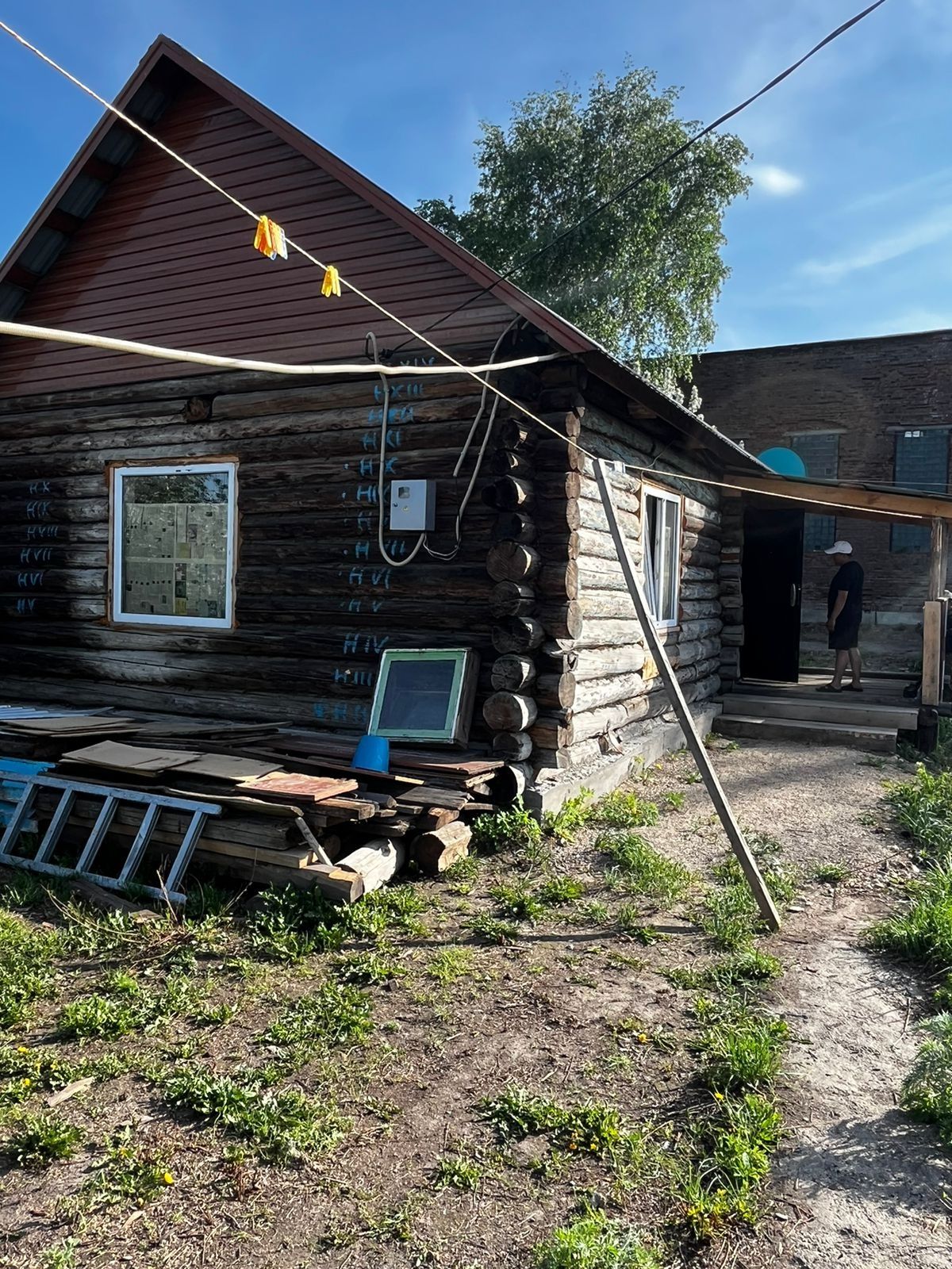 Срочно продам дом деревянный на мирном