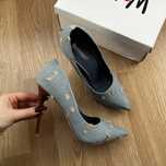 Pantofi cu toc tip stiletto