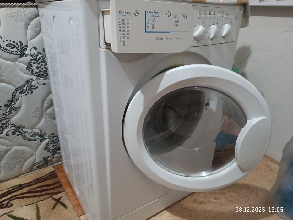 Продаю стиральную машинку не рабочюю