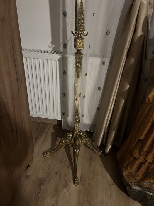 2 cuiere de bronz , unul simplu unul cu onix