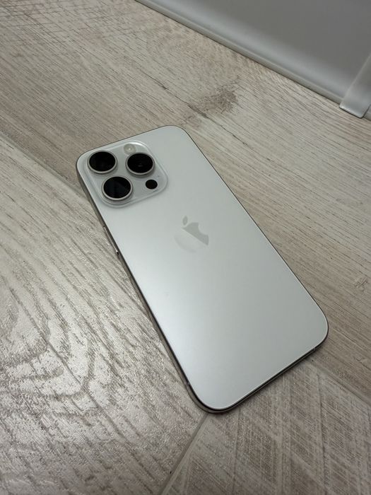 IPHONE 15 pro 256 GB