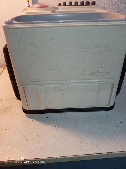 Boombox Philips le cube