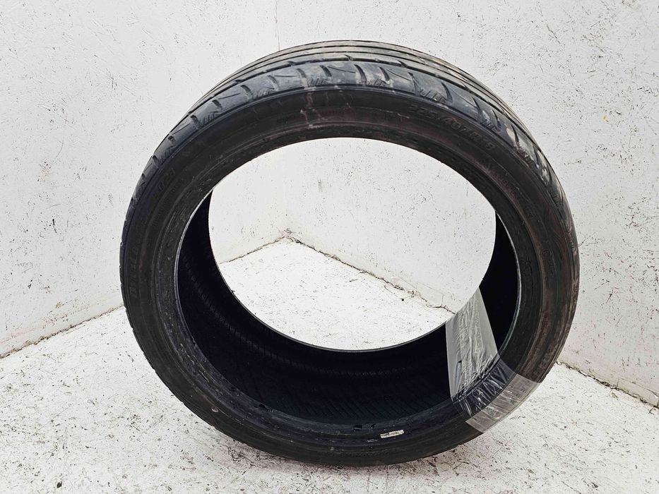 Anvelopa Vara Volkswagen Golf 5 (1K1) [Fabr 2004-2008] 225 / 40 / ZR18