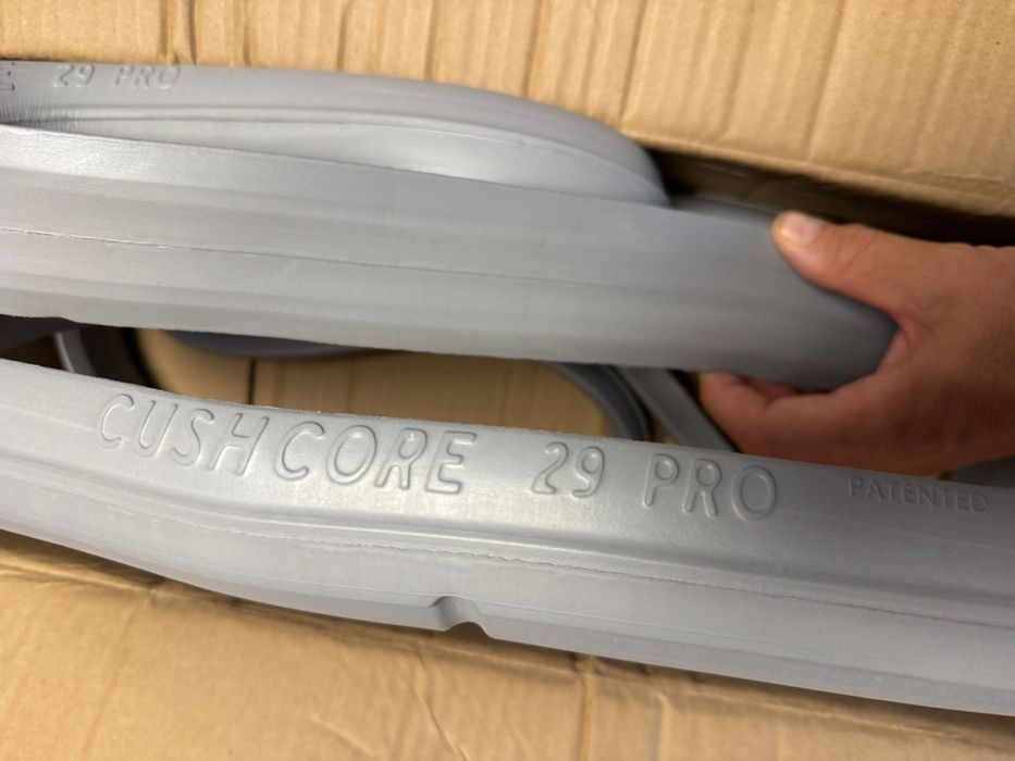 Cush Core Pro 29” + valve tubeles insertii cauciucuri ebike mtb Noi