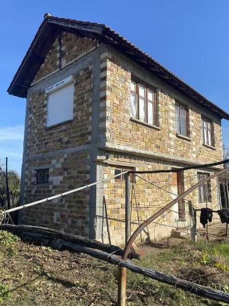 Къща в с. Сухозем!