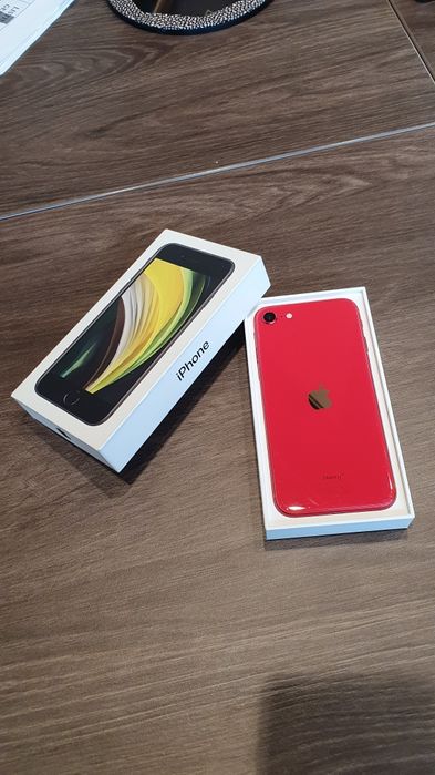 iPhone SE2020 red