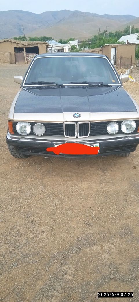 Bmw marka 728i benzin