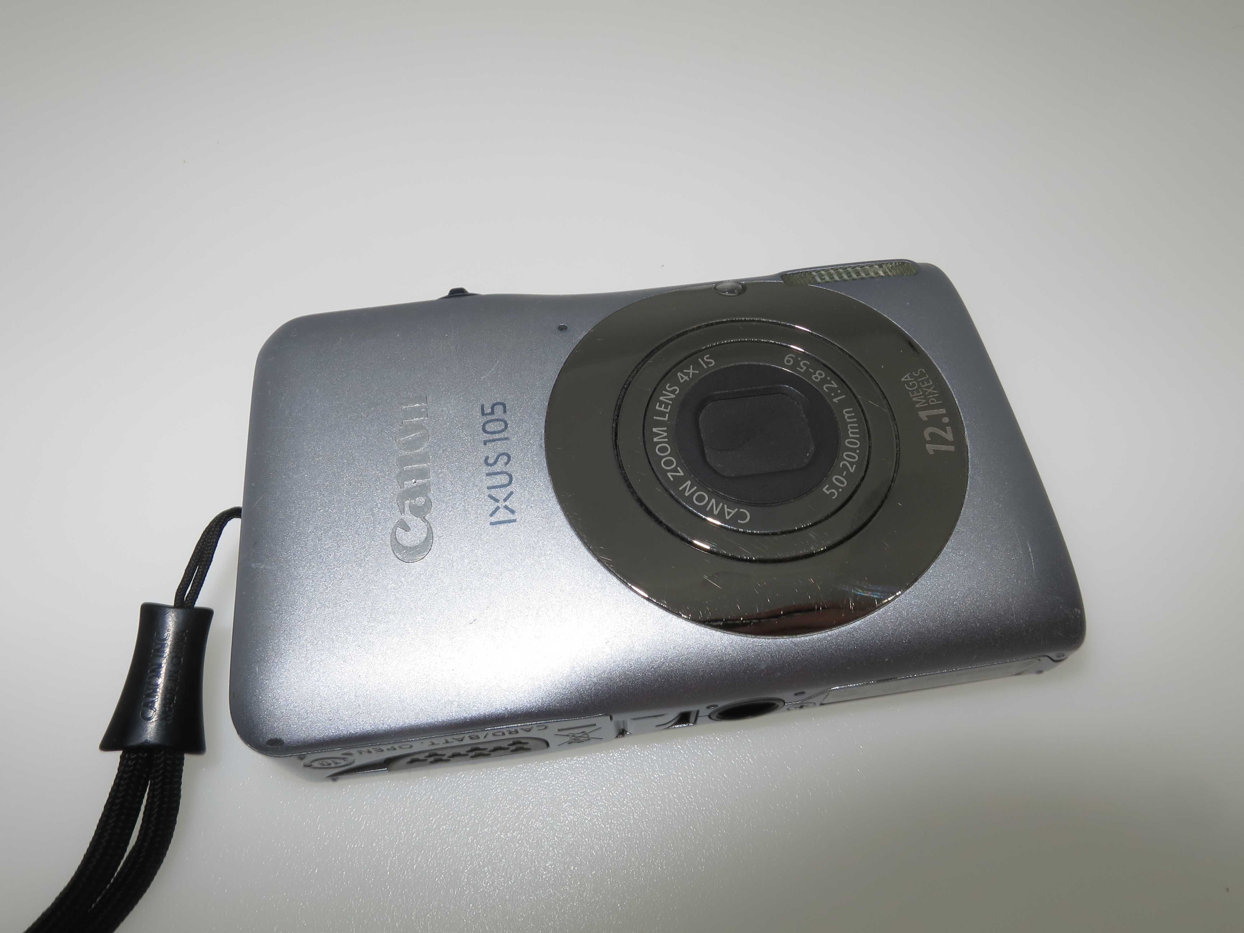 Canon Digital IXUS 105 ултракомпактна камера фотоапарат работи отлично