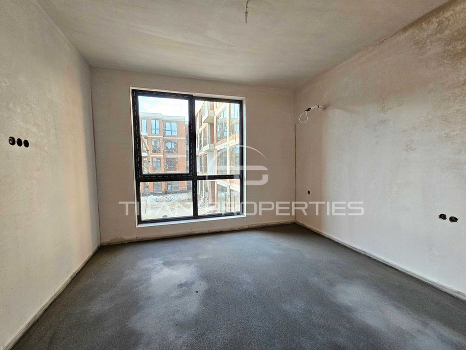 Продава се Тристаен апартамент в Пловдив, Остромила - 115 кв.м за 1259 €/кв.м - Снимка #4