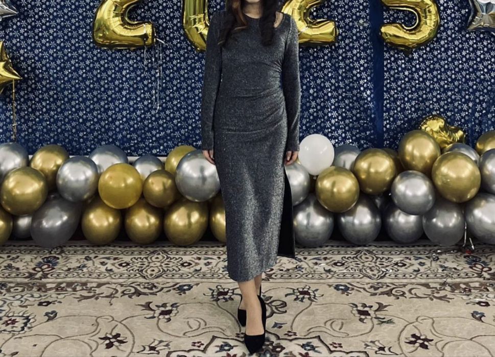 продаю платье за 15к сама купила за 25к