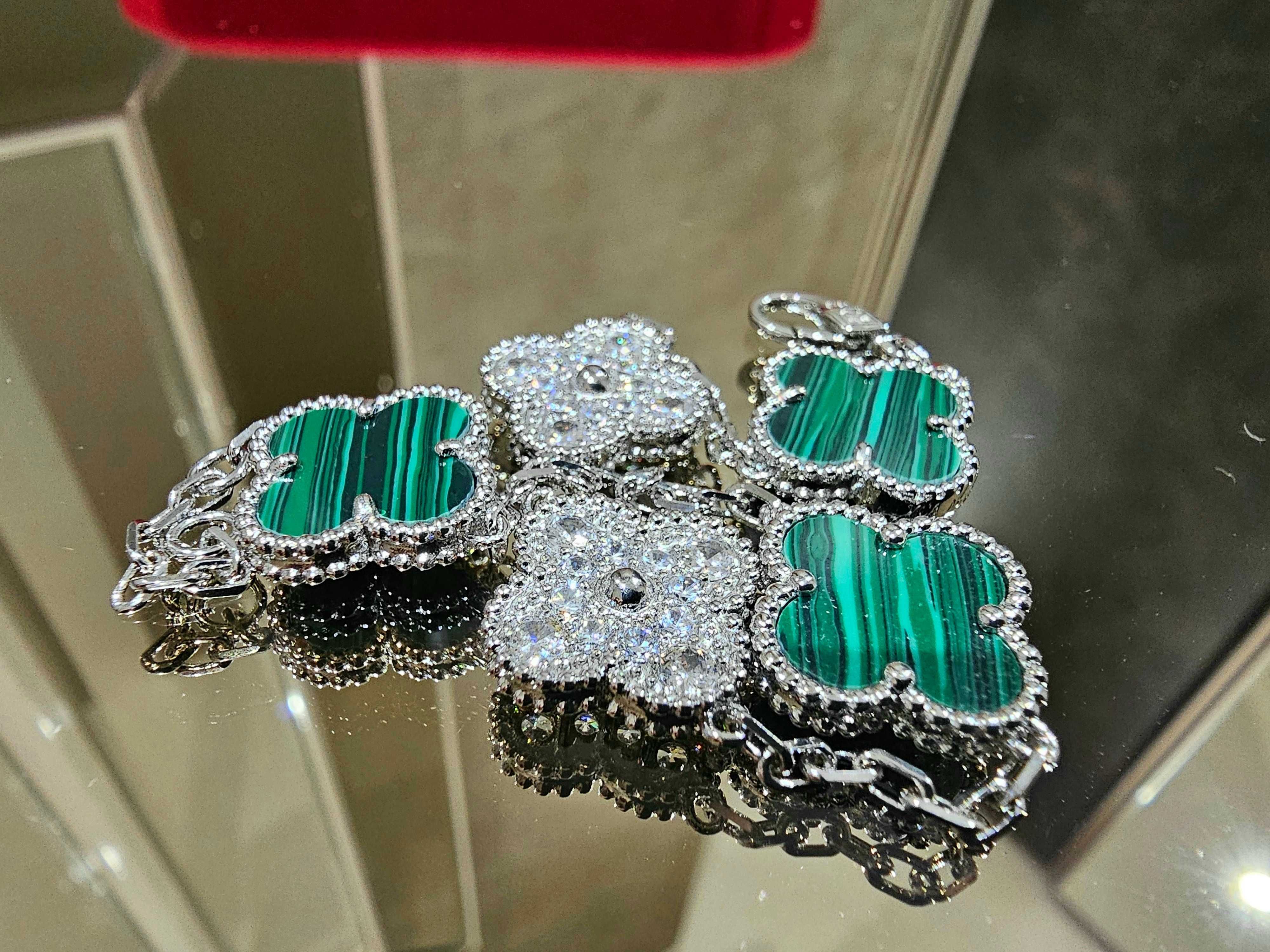 Van Cleef & Arpels VCA Silver Green Diamond 5 Alhambra Дамска Гривна