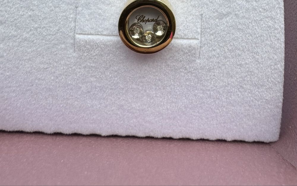 Златно колие 14 к по модел на Chopard с три диаманта