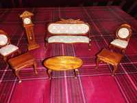 Set mobila in miniatura vintage