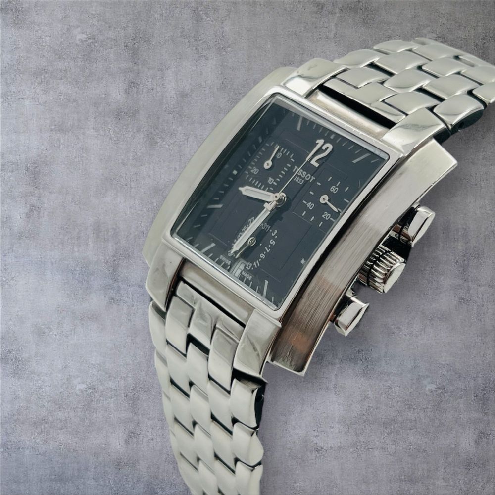 Tissot Quadrato Chronograph Swiss Made мъжки часовник