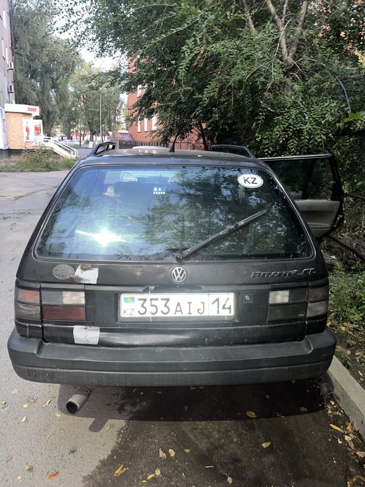 Срочно!Цена на пару дней пассат универсал 1.8 !