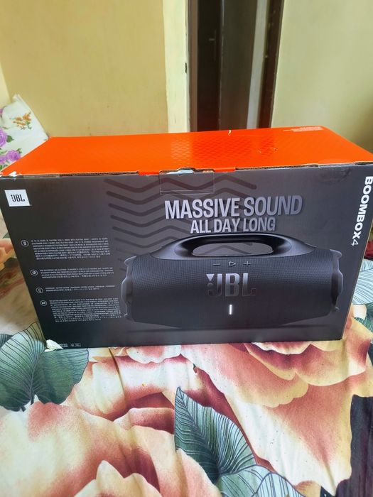 Jbl bombax 4 desfacuta pentru proba