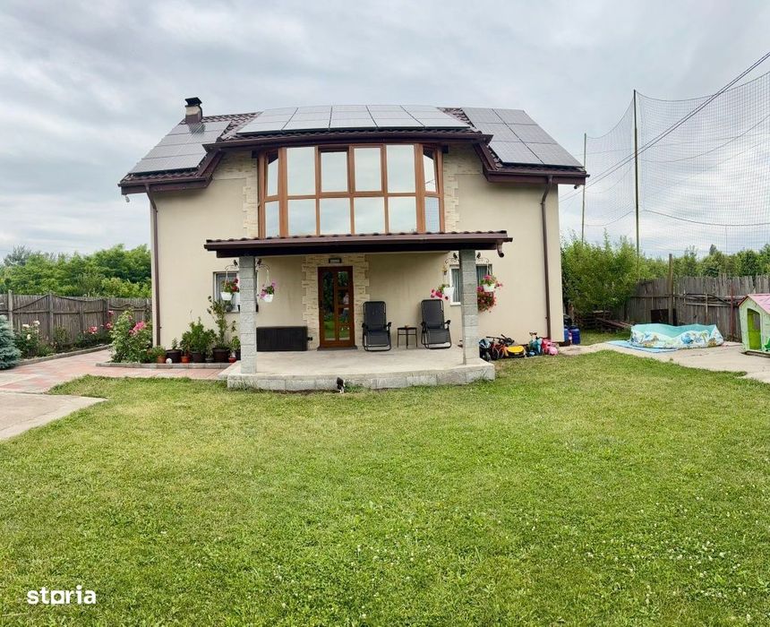 Casă cu 5 camere în Hărman, cod 8197