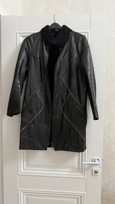 Кожаные куртки женский