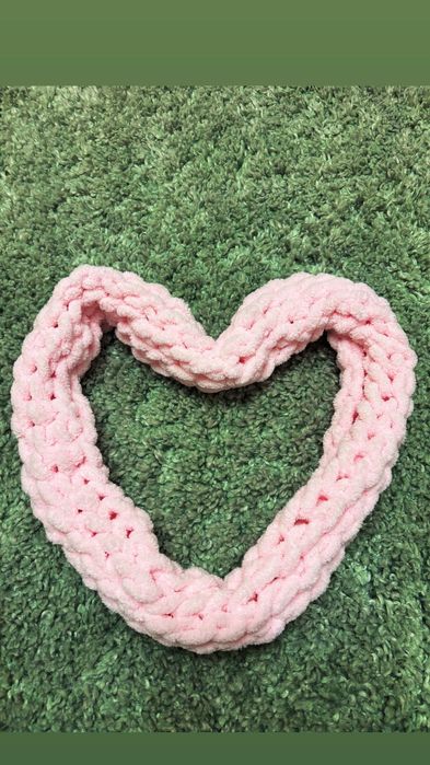 Бебешки и детски ръчно плетени шалове