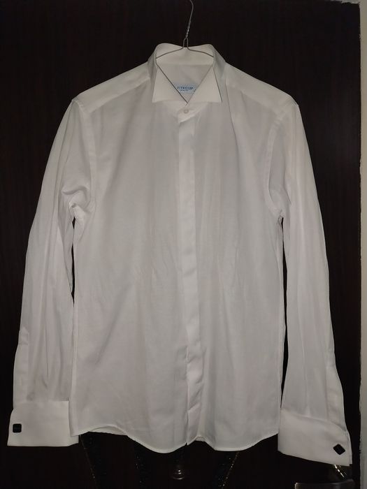 Vând cămașa albă bărbați