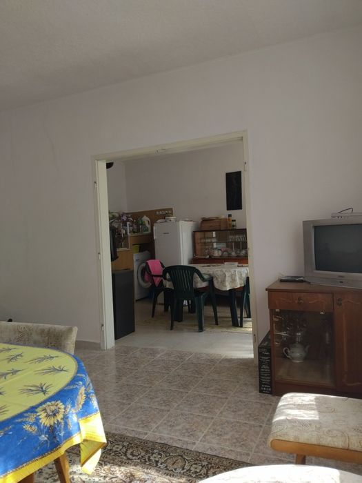 Имот в Мъглиж с двор 540кв.м.