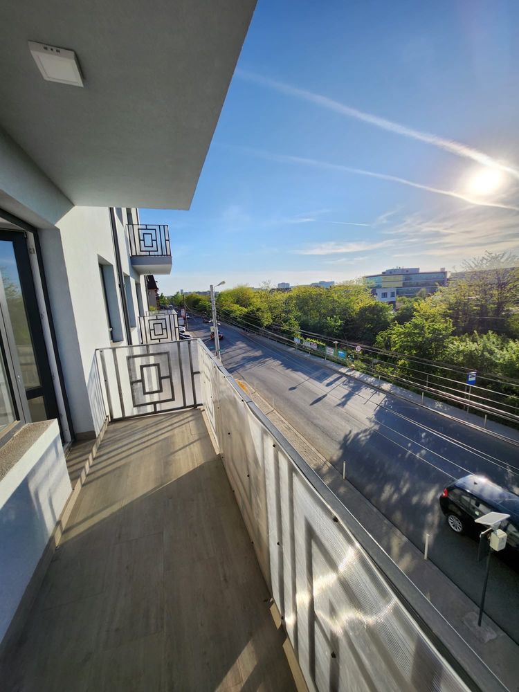 Închiriez apartament 2 camere 420€