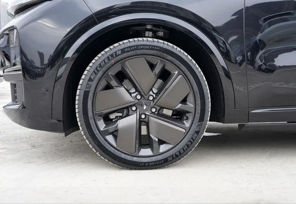 Li L9 Ultra Restaylin+опции