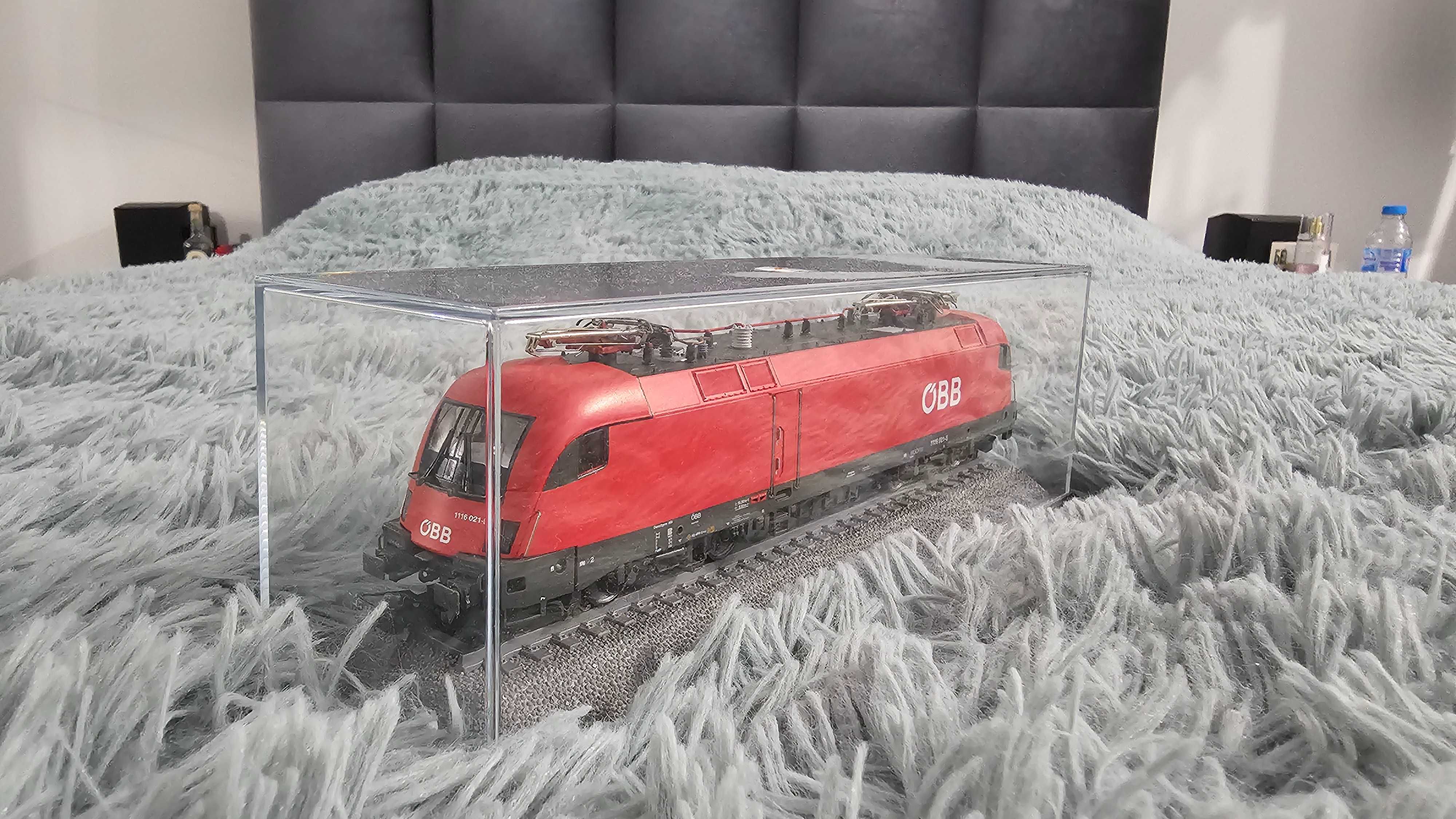 Нов локомотив Rail Cargo Carrier Bulgaria (Roco в мащаб 1:87 H0)