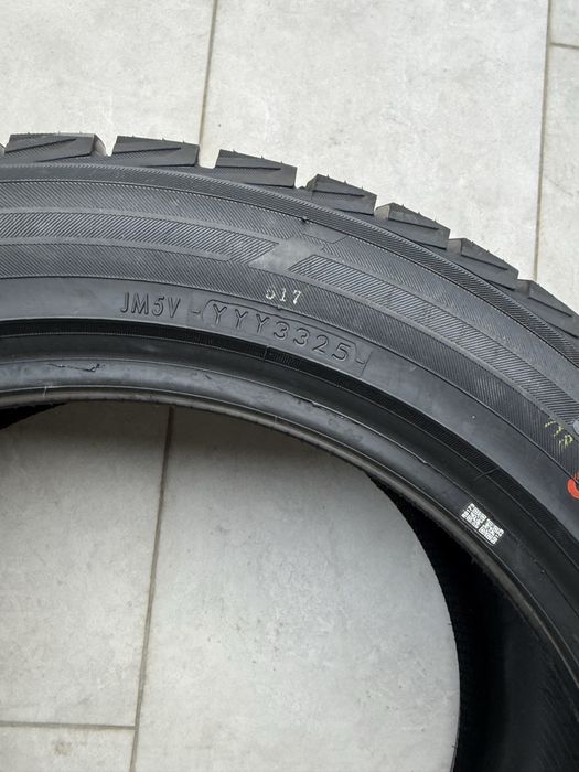 Зимняя резина YOKOHAMA 235/50/18 идеально для hongqi eqm5