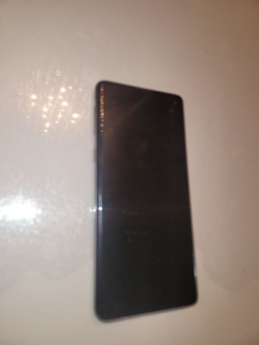 Vind Samsung S10 Duos stare f bună de funcționare.