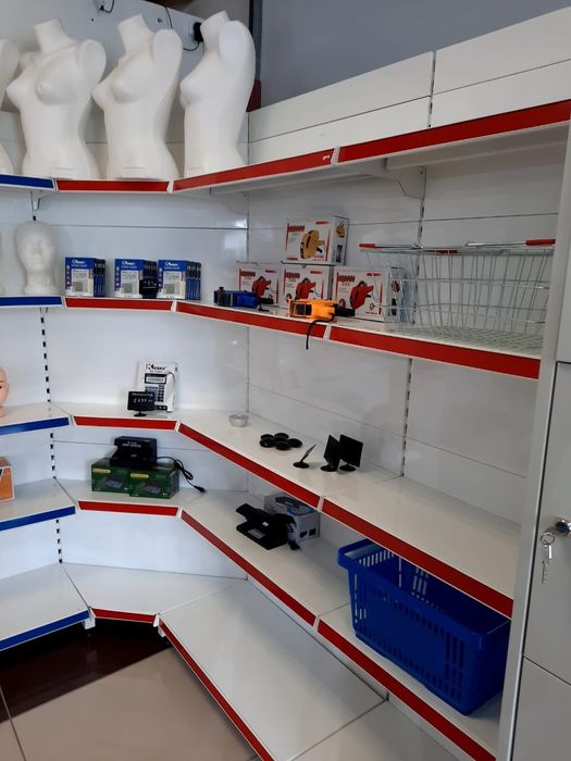 Новое торговое оборудовани, экономпанели,витрины,полки,стеллажи,крючки