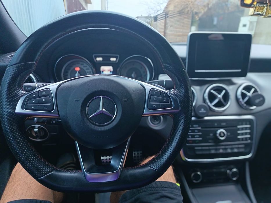 Mercedes-Benz CLA 200 d Shooting Brake AMG Line