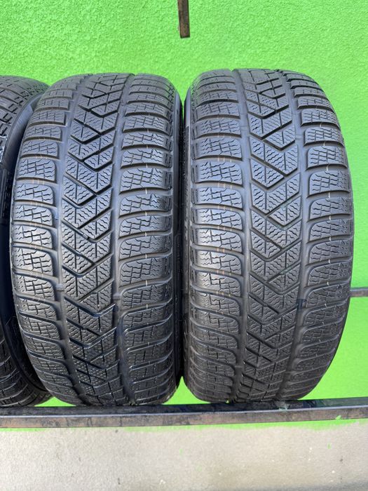 225/40/19 M+S PIRELLI SOTTOZERO Profil 8mm Profil ramas 90%