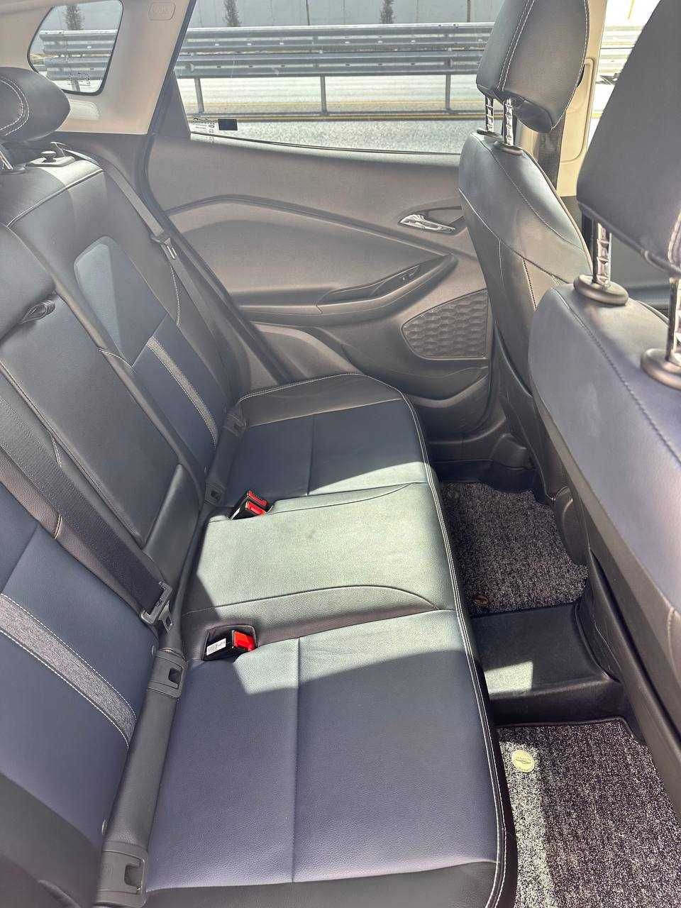 Продается CHEVROLET TRACKER 2 PREMIER в идеальном состоянии