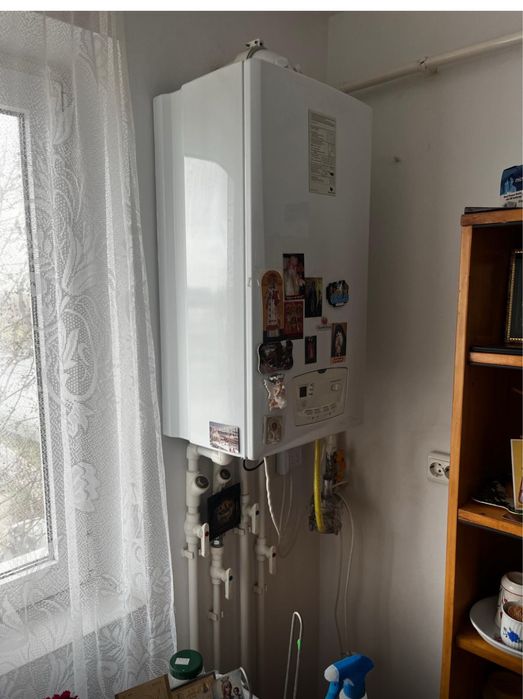 Vand apartament cu 2 camere