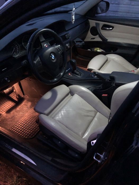 Bmw e 90 facelift 2010