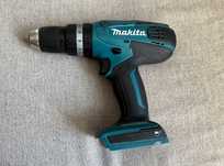 Masina de gaurit cu percutie Makita HP457D 18V - corp - perfecta