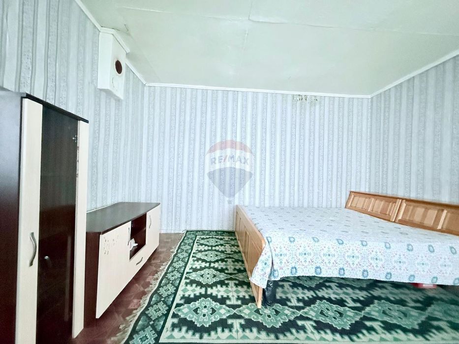 Самостоятелна къща с двор и потенциал за продажба, общ. Балчик, с. Гу